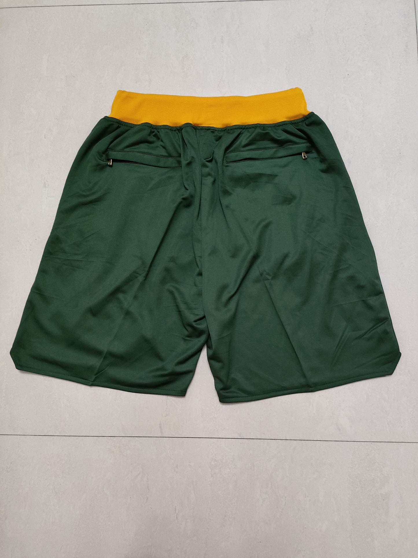 GREEN BAY PACKERS GREEN SHORTS